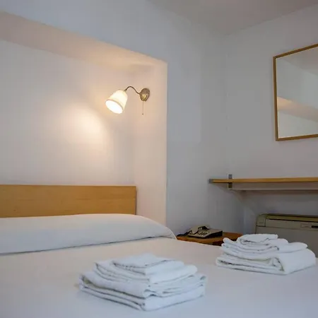 Marignoli Loft Near Borghese, Explore * Roma